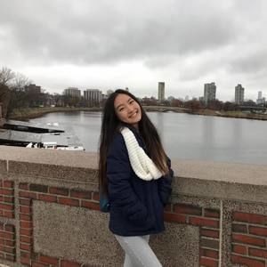 Meet your Posher, Casie